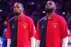 NBA重心角逐强队热血迸发精彩篮球魅力斩获观众青睐的简单介绍